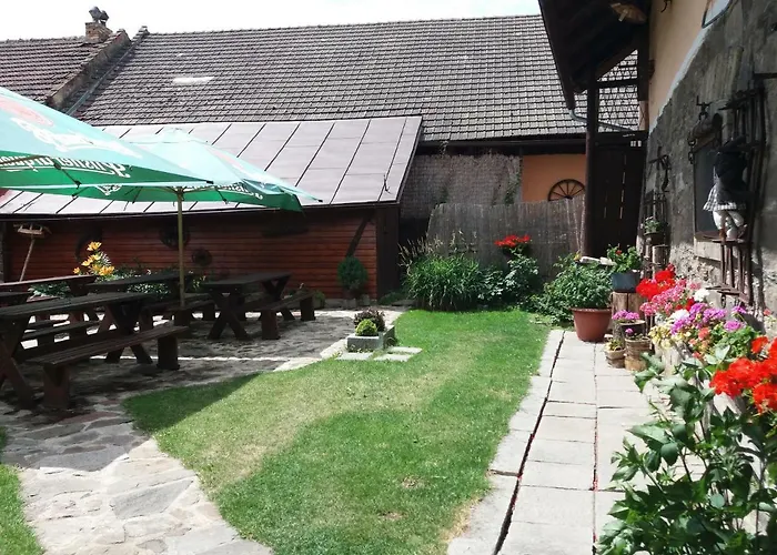 Kamenný Dvůr *